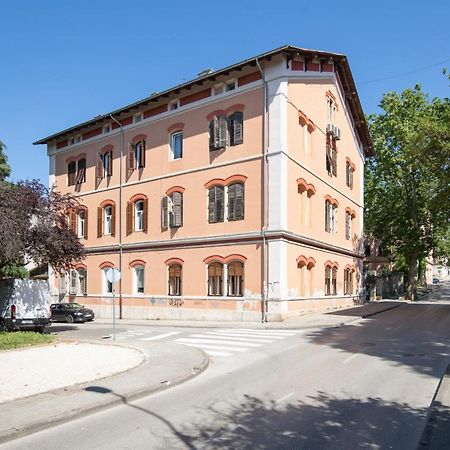 K- Apartments Пула Экстерьер фото